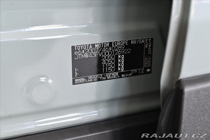 Toyota RAV4 2,0 VVT-I 129kW BUSINESS 2022