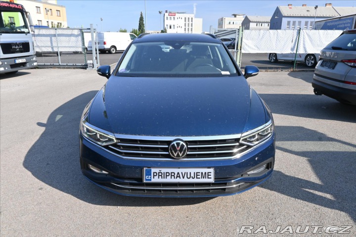 Volkswagen Passat 1,5 TSI 110 KW BUSINESS V 2022
