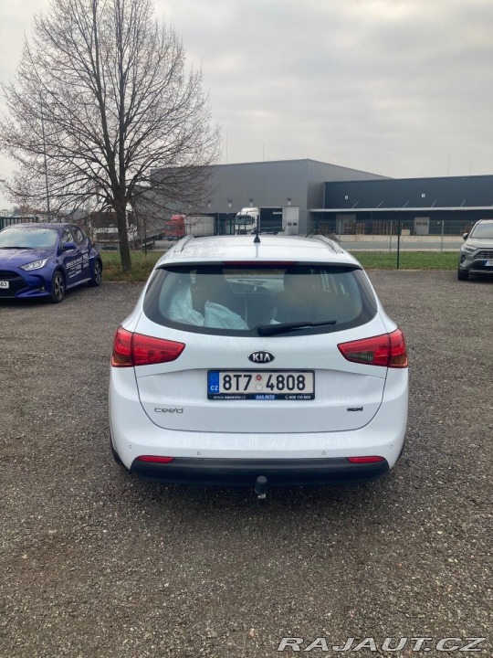 Kia Ceed 1,6 sw crdi 2013