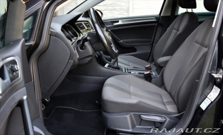 Volkswagen Golf 1,6 TDI VARIANT 2017