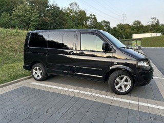 Volkswagen Multivan 2,5   96kw 2004