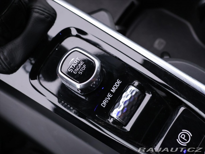 Volvo XC60 2,0 D5 173kW AWD Inscript 2018