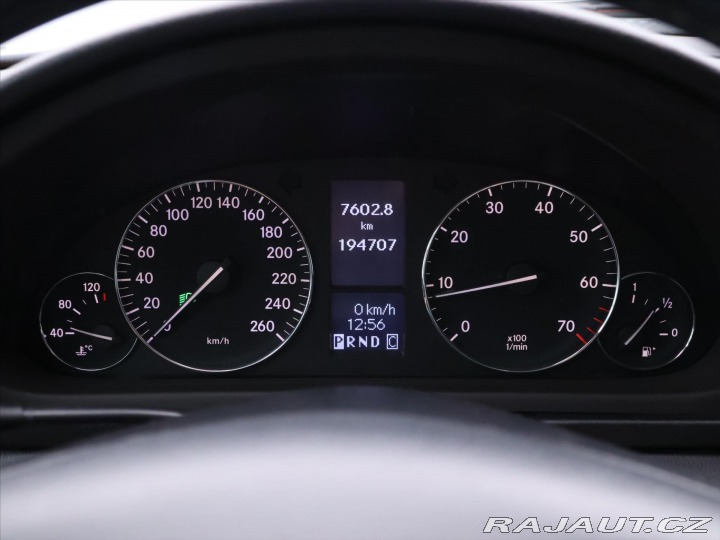 Mercedes-Benz C 1,8 180 105kW Aut. Elegan 2006