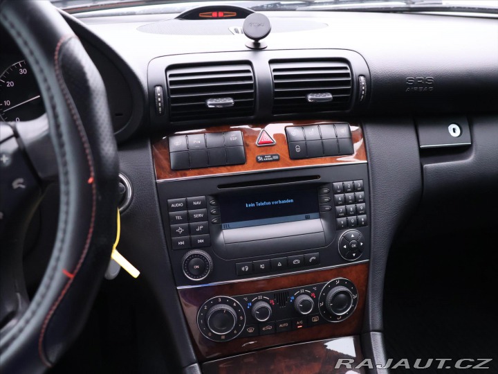 Mercedes-Benz C 1,8 180 105kW Aut. Elegan 2006