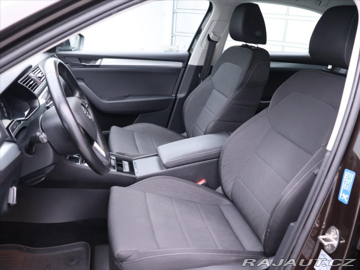 Škoda Superb 2,0 TDI 110kW DSG CZ Xeno 2016