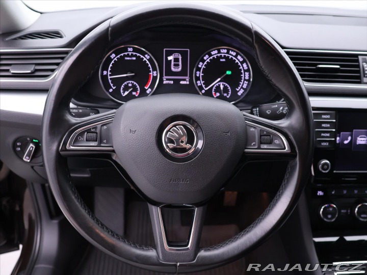 Škoda Superb 2,0 TDI 110kW DSG CZ Xeno 2016