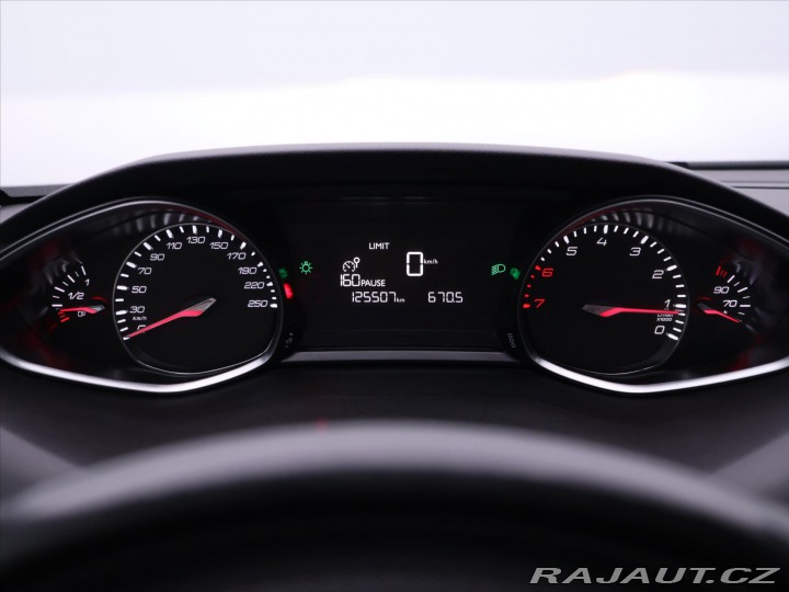 Peugeot 308 1,2 PT 96kW Allure LED Na 2017