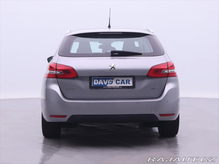 Peugeot 308 1,2 PT 96kW Allure LED Na 2017