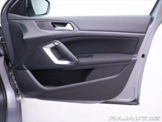 Peugeot 308 1,2 PT 96kW Allure LED Na 2017