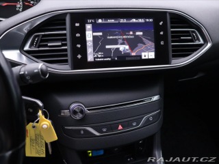 Peugeot 308 1,2 PT 96kW Allure LED Na 2017