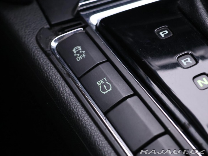 Škoda Superb 3,6 FSI 4x4 DSG CZ Elegan 2009