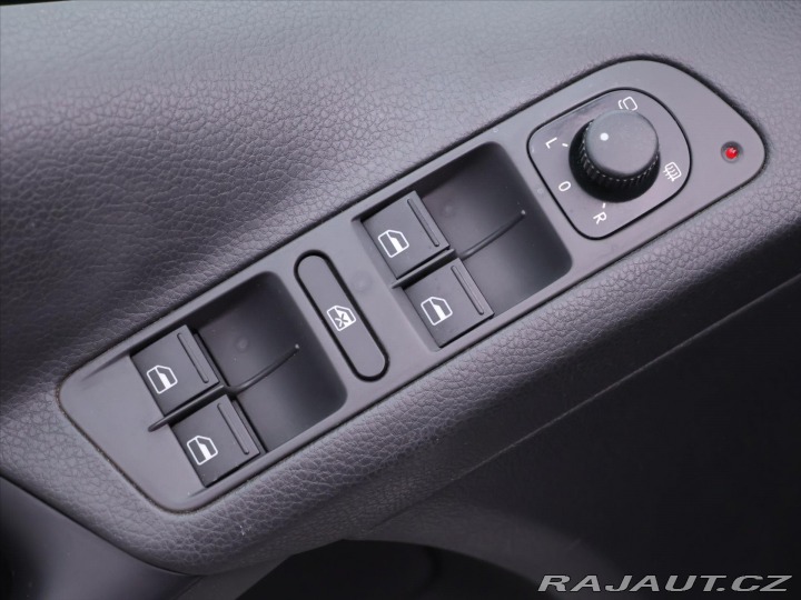 Volkswagen Tiguan 2,0 TDI 103kW 4M Navi Xen 2010