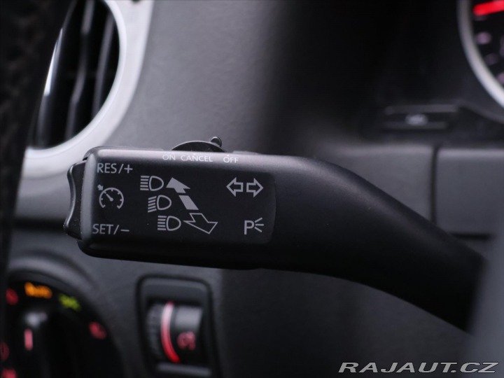 Volkswagen Tiguan 2,0 TDI 103kW 4M Navi Xen 2010