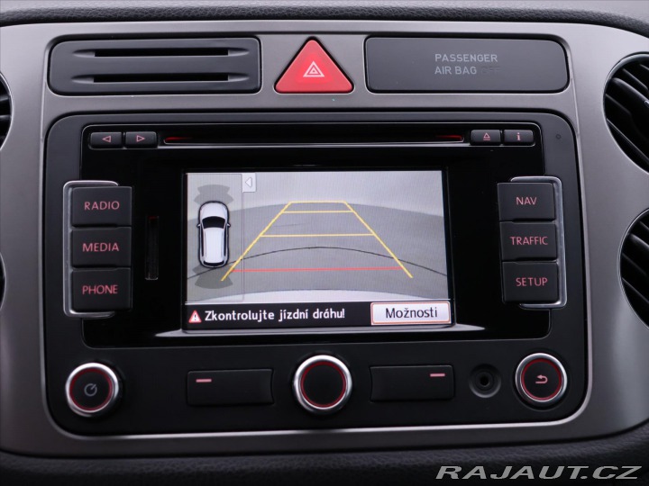 Volkswagen Tiguan 2,0 TDI 103kW 4M Navi Xen 2010