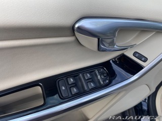 Volvo XC60 2,4   D5, 169kW 2014