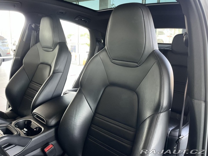 Porsche Cayenne Coupe*Chrono*Vzduch*REZER 2020