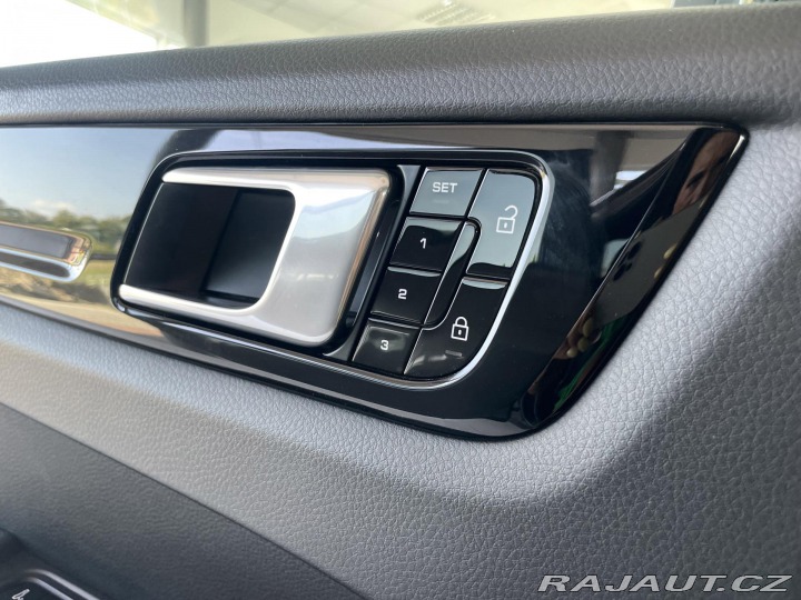 Porsche Cayenne Coupe*Chrono*Vzduch*REZER 2020