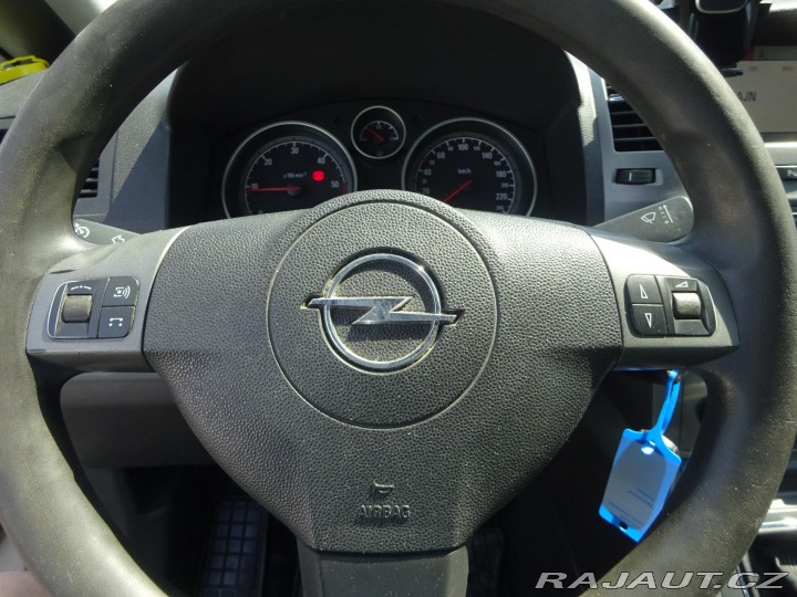 Opel Zafira 1.9CDTi 88kW KLIMA 2007