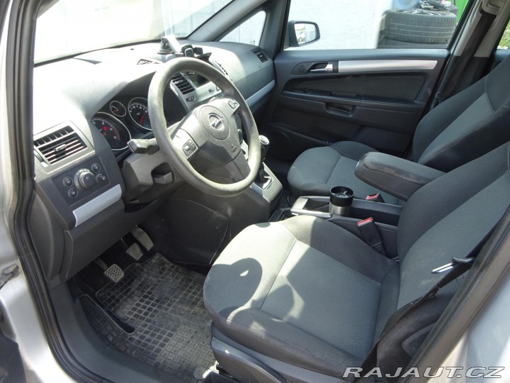 Opel Zafira 1.9CDTi 88kW KLIMA 2007