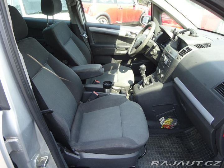 Opel Zafira 1.9CDTi 88kW KLIMA 2007