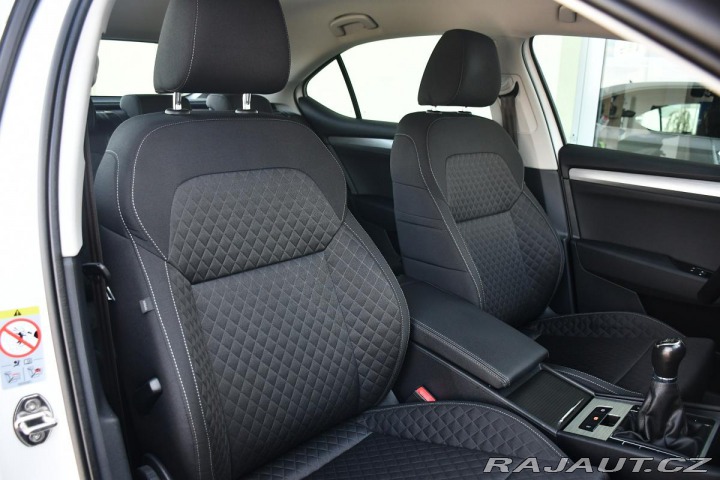 Škoda Superb 2,0TDi TAŽNÉ REZERVACE 2019