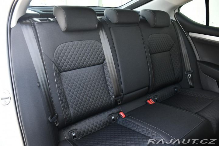 Škoda Superb 2,0TDi TAŽNÉ REZERVACE 2019