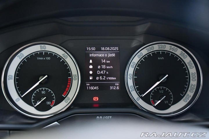 Škoda Superb 2,0TDi TAŽNÉ REZERVACE 2019