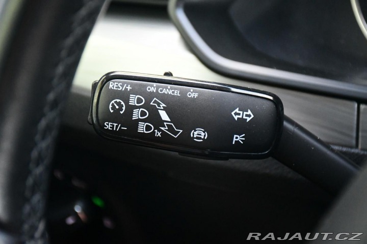 Škoda Superb 2,0TDi TAŽNÉ REZERVACE 2019