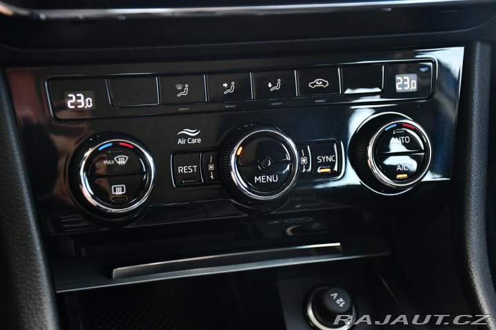 Škoda Superb 2,0TDi TAŽNÉ REZERVACE 2019