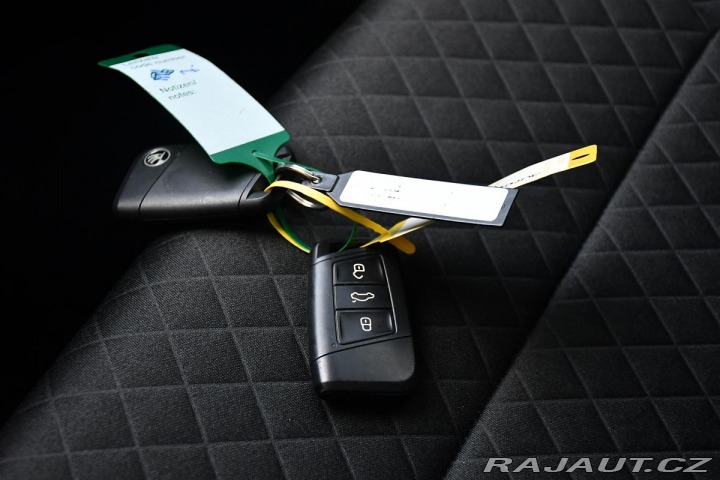 Škoda Superb 2,0TDi TAŽNÉ REZERVACE 2019