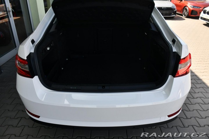 Škoda Superb 2,0TDi TAŽNÉ PRAV. SERVIS 2019