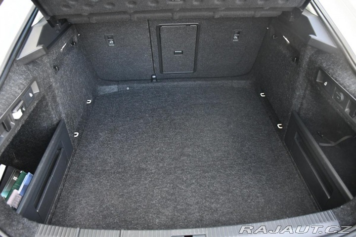 Škoda Superb 2,0TDi TAŽNÉ REZERVACE 2019