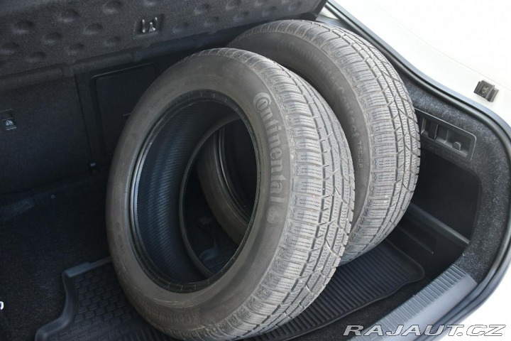 Škoda Superb 2,0TDi TAŽNÉ REZERVACE 2019