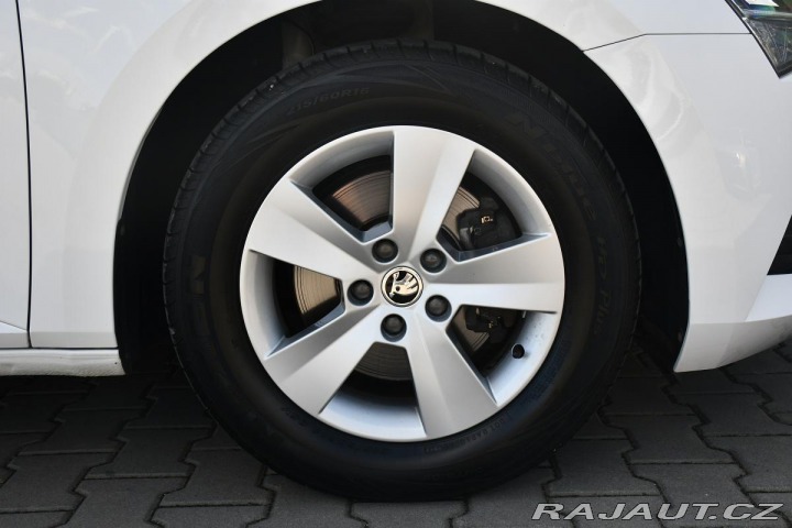 Škoda Superb 2,0TDi TAŽNÉ REZERVACE 2019