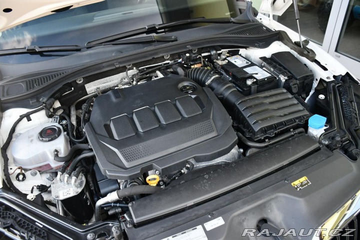 Škoda Superb 2,0TDi TAŽNÉ REZERVACE 2019