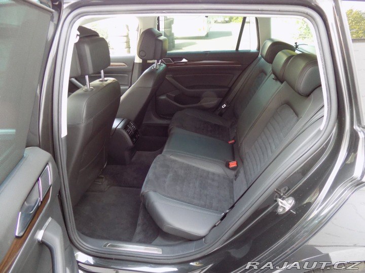 Volkswagen Passat 2.0TDI/Highline/NAVI/Led/ 2017