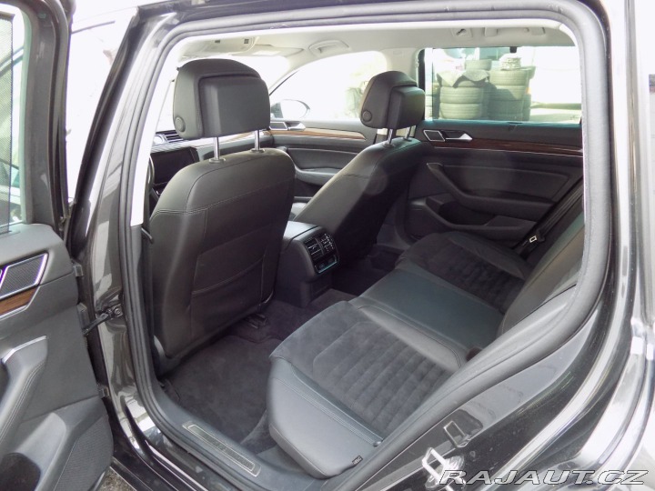 Volkswagen Passat 2.0TDI/Highline/NAVI/Led/ 2017