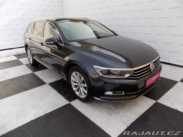 Volkswagen Passat 2.0TDI/Highline/NAVI/Led/ 2017