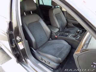 Volkswagen Passat 2.0TDI/Highline/NAVI/Led/ 2017