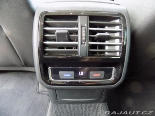 Volkswagen Passat 2.0TDI/Highline/NAVI/Led/ 2017