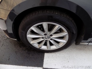 Volkswagen Passat 2.0TDI/Highline/NAVI/Led/ 2017