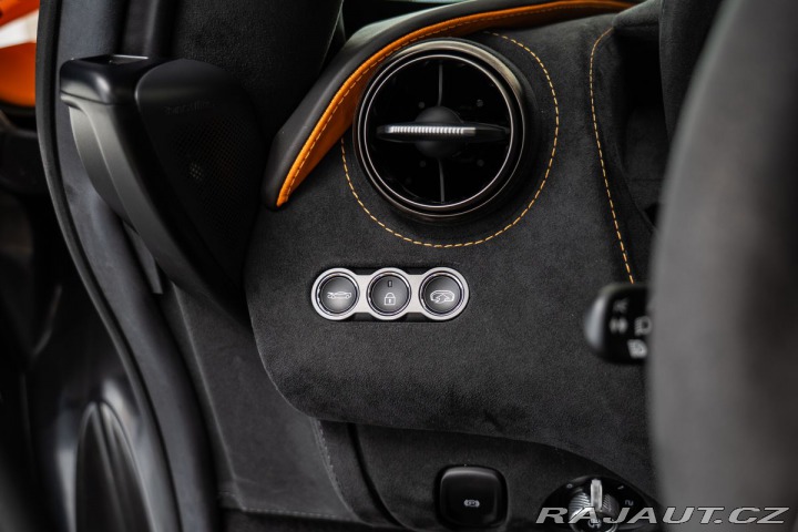 McLaren 720S Spider Performance NOVITE 1800