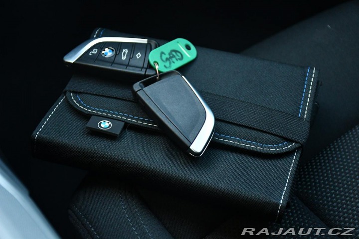 BMW 3 320d xDrive REZERVACE 2023