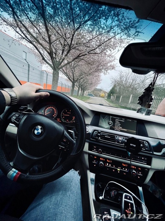 BMW 5 3,0   530 f10 2011