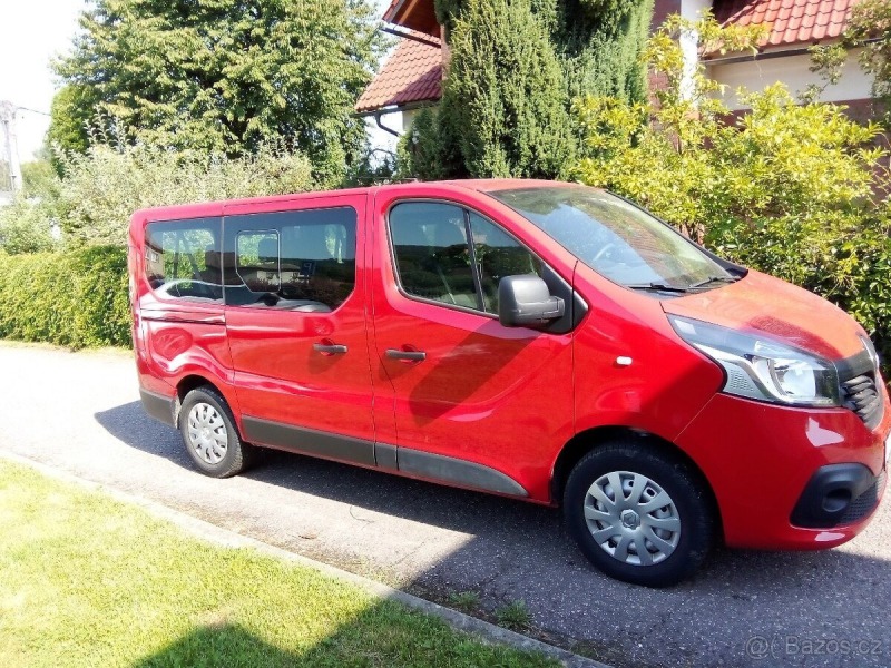Renault Trafic Passenger