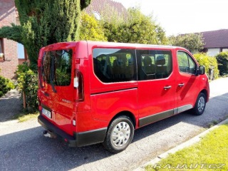 Renault Trafic Passenger 1800