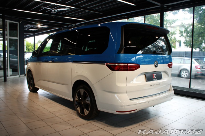 Volkswagen Multivan Style Long DSG ACC / NezT 2023