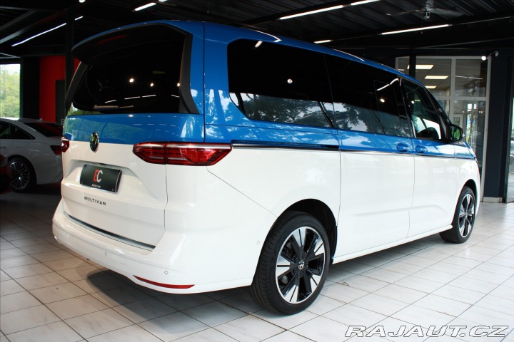 Volkswagen Multivan Style Long DSG ACC / NezT 2023