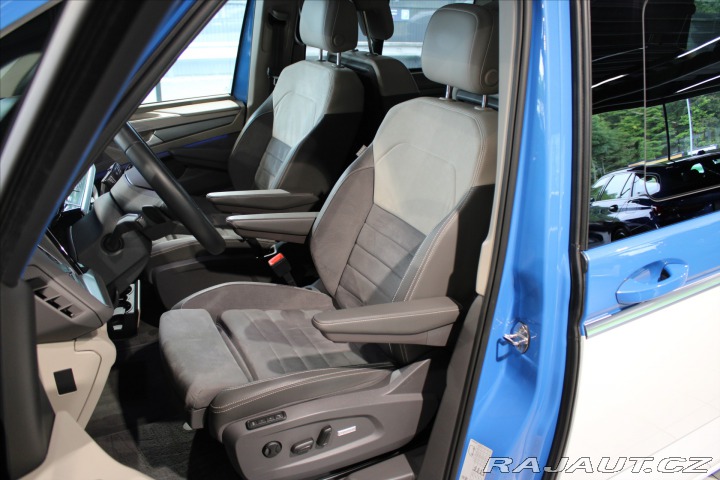 Volkswagen Multivan Style Long DSG ACC / NezT 2023