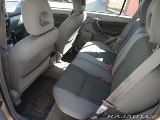Toyota RAV4 2.0 VVTi 4x4, KLIMA 2001